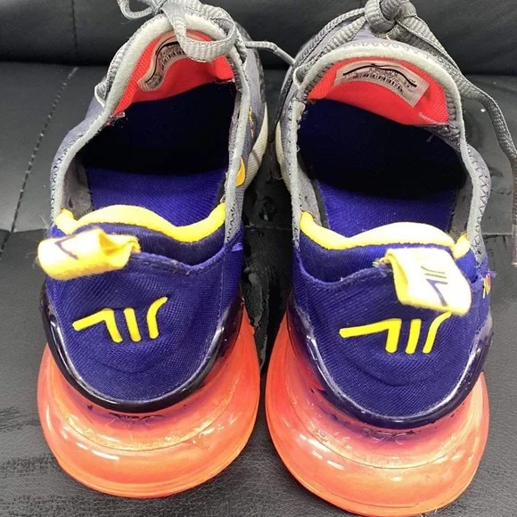 Use - Picture 2 of 3